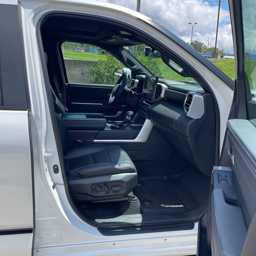 2024 Toyota Tundra Platinum HV