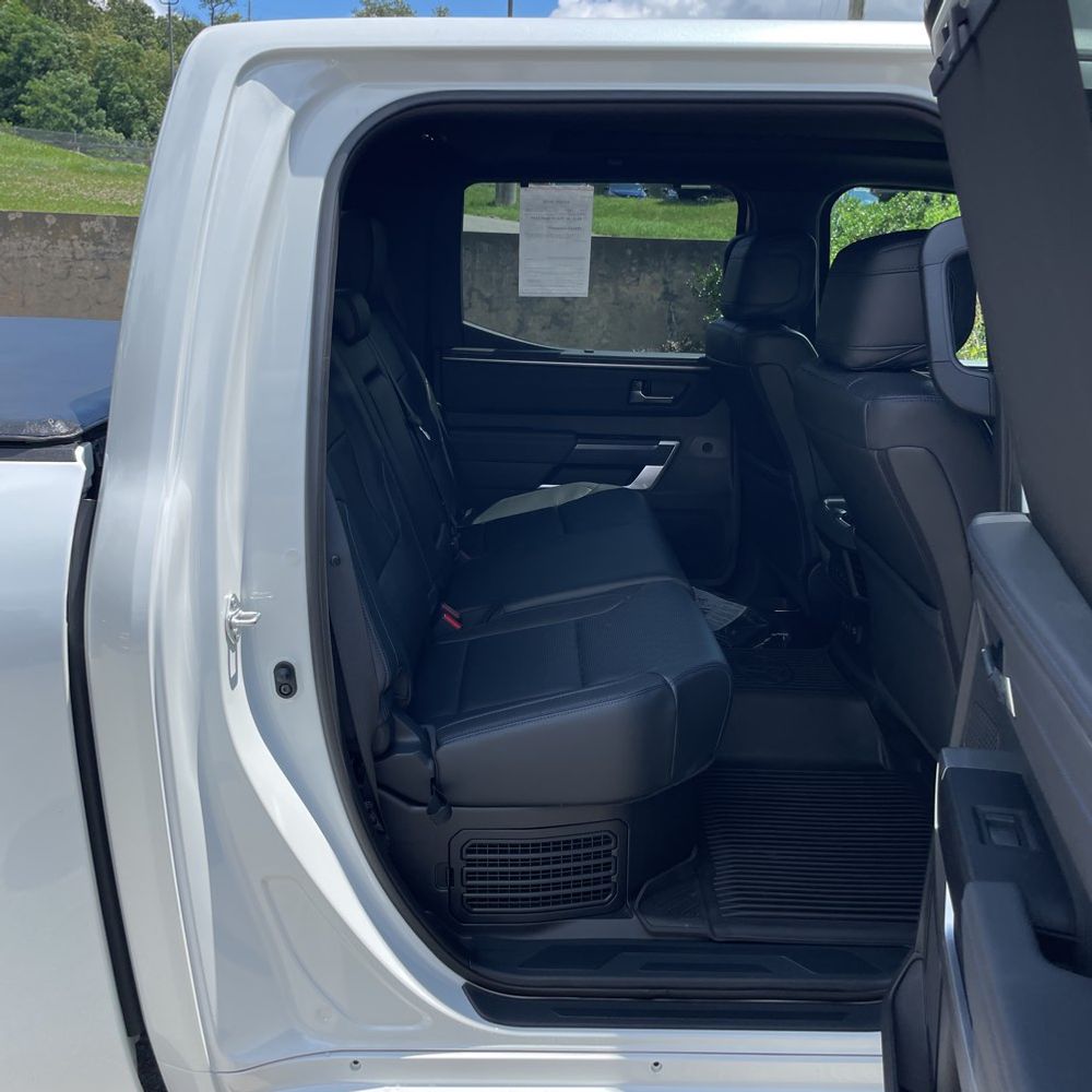 2024 Toyota Tundra Platinum HV