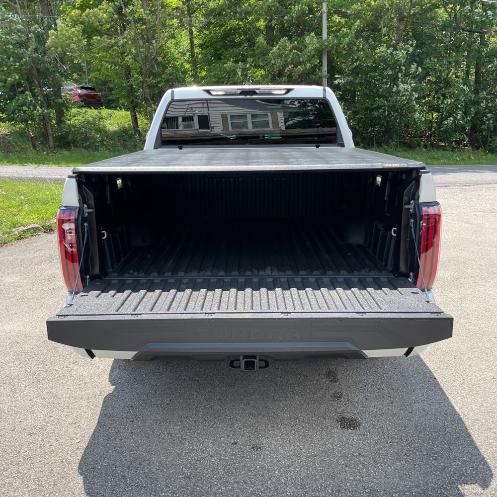 2024 Toyota Tundra Platinum HV