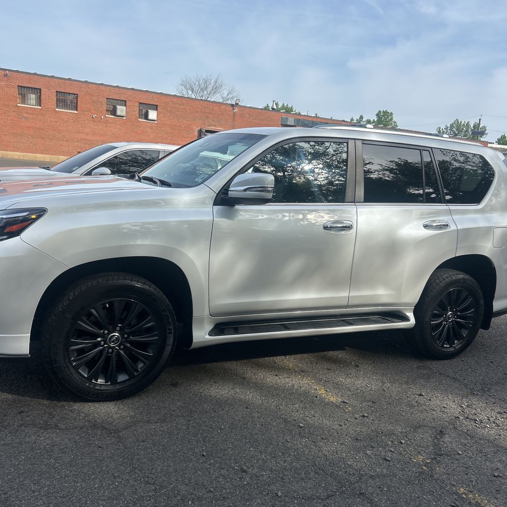 2023 Lexus GX 460 Base