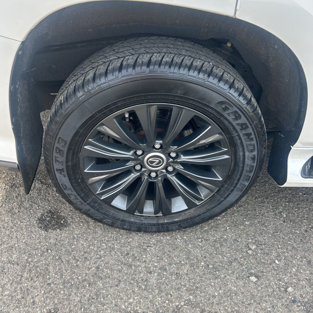 2023 Lexus GX 460 Base