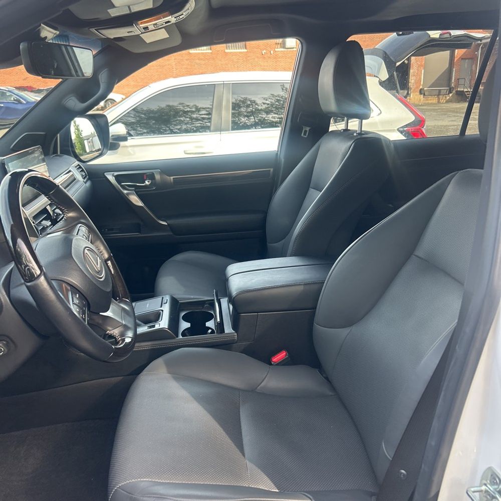 2023 Lexus GX 460 Base