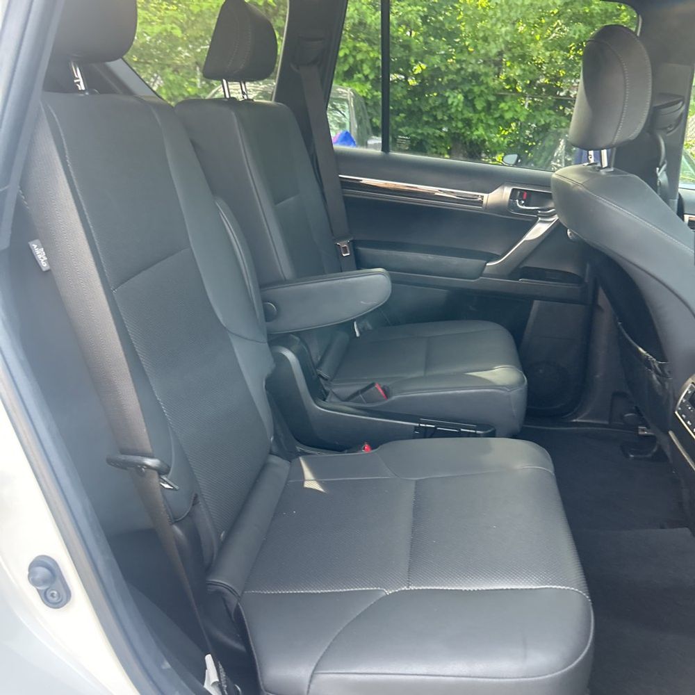2023 Lexus GX 460 Base