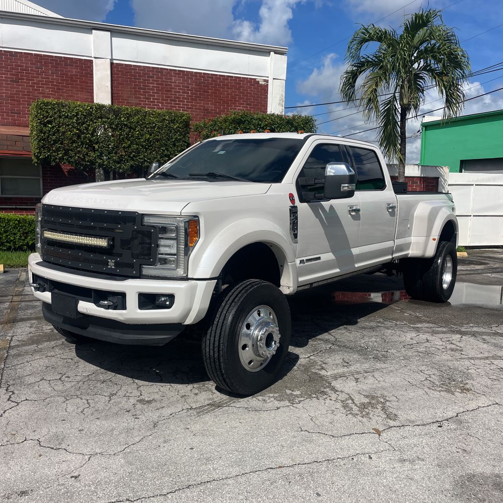 2019 Ford F-450 Super Duty Platinum