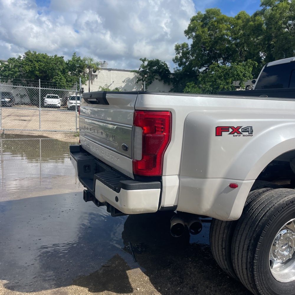2019 Ford F-450 Super Duty Platinum