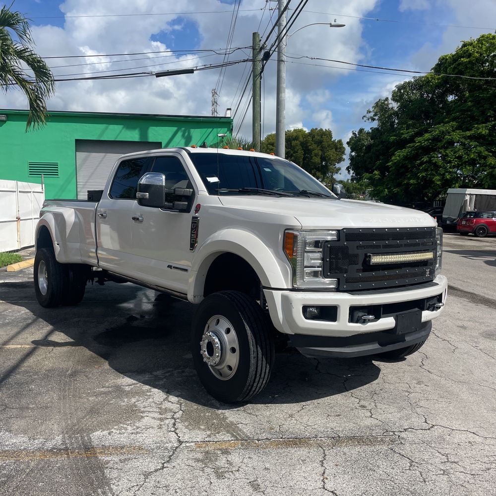 2019 Ford F-450 Super Duty Platinum