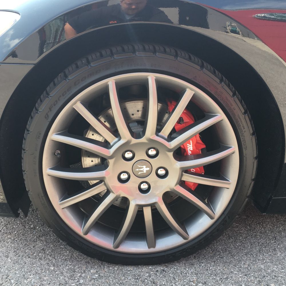 2014 Maserati GranTurismo Base