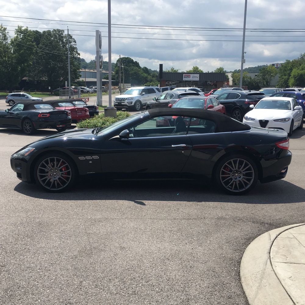 2014 Maserati GranTurismo Base
