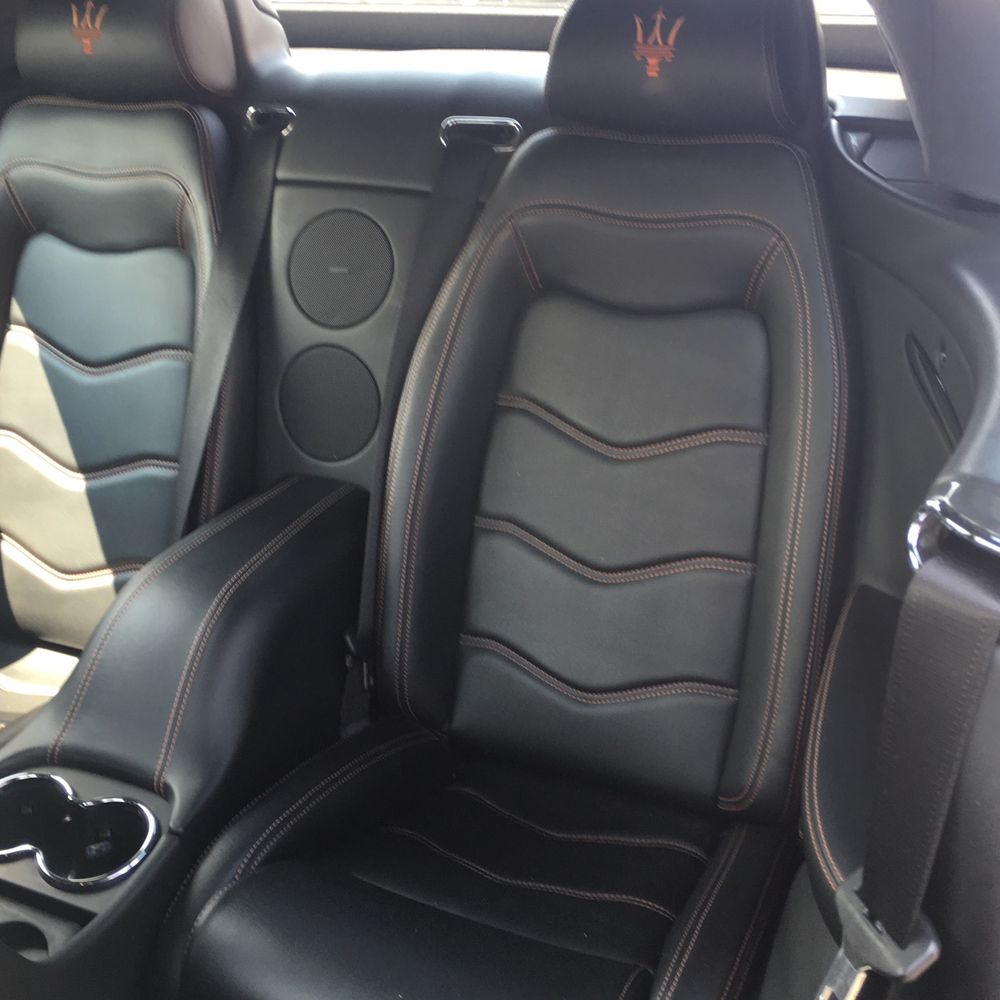 2014 Maserati GranTurismo Base