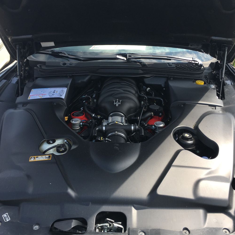 2014 Maserati GranTurismo Base