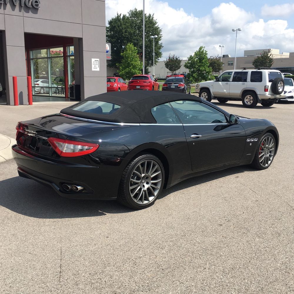 2014 Maserati GranTurismo Base