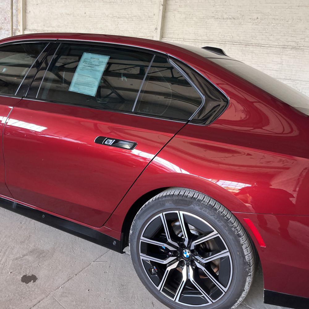 2023 BMW 7-Series 740i
