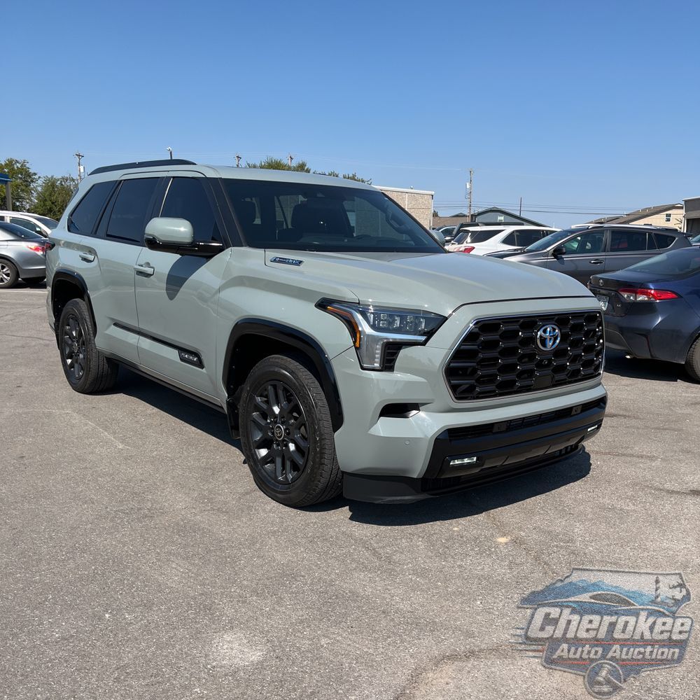 2024 Toyota Sequoia Platinum