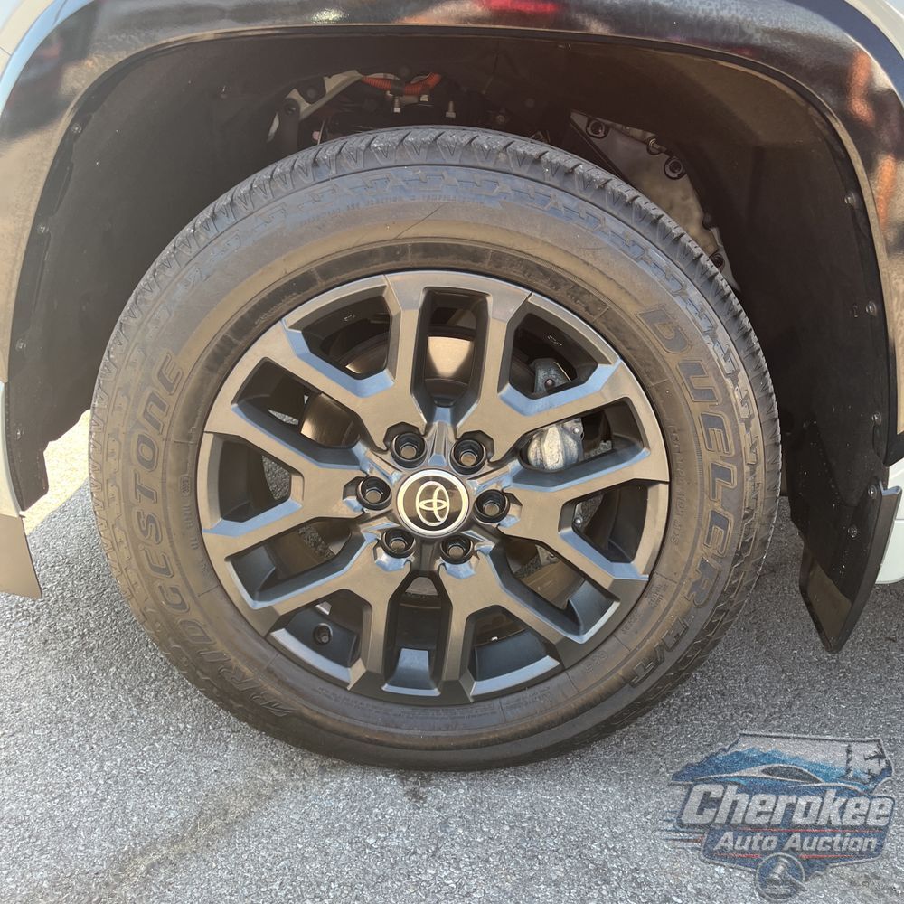 2024 Toyota Sequoia Platinum