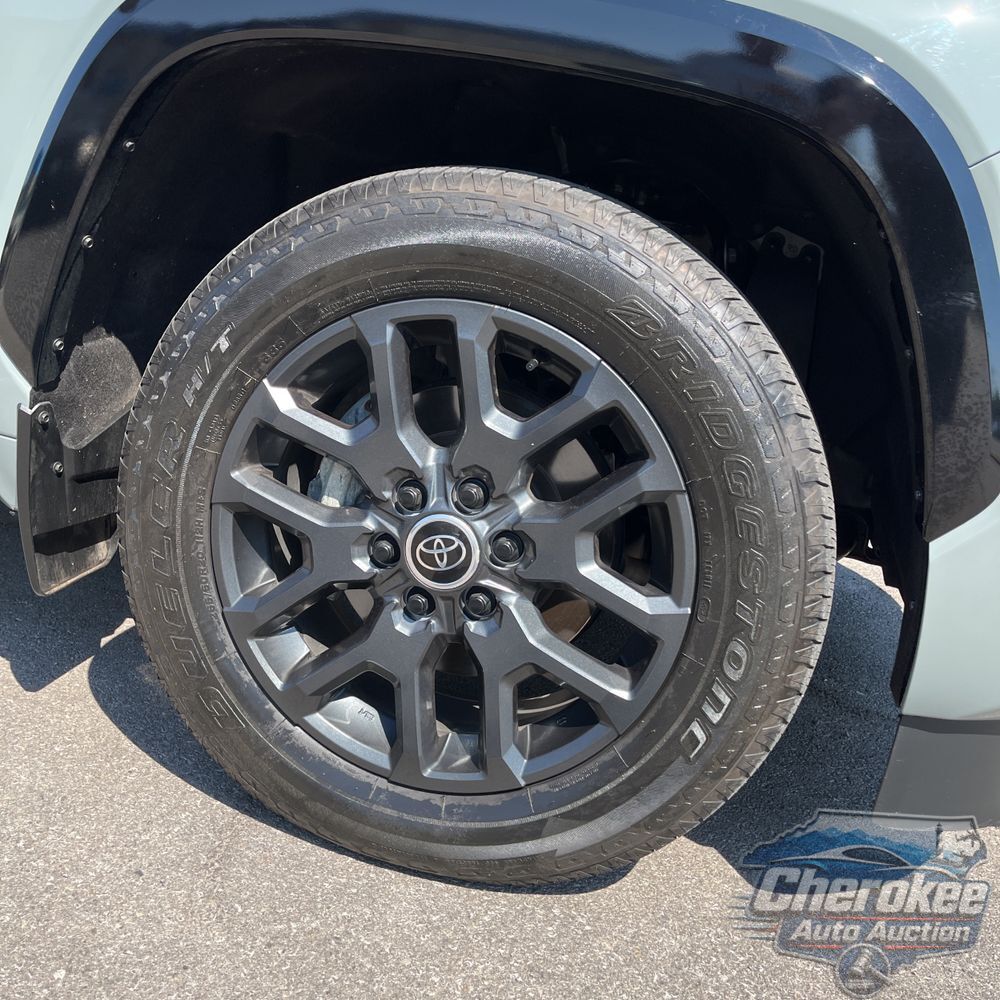2024 Toyota Sequoia Platinum