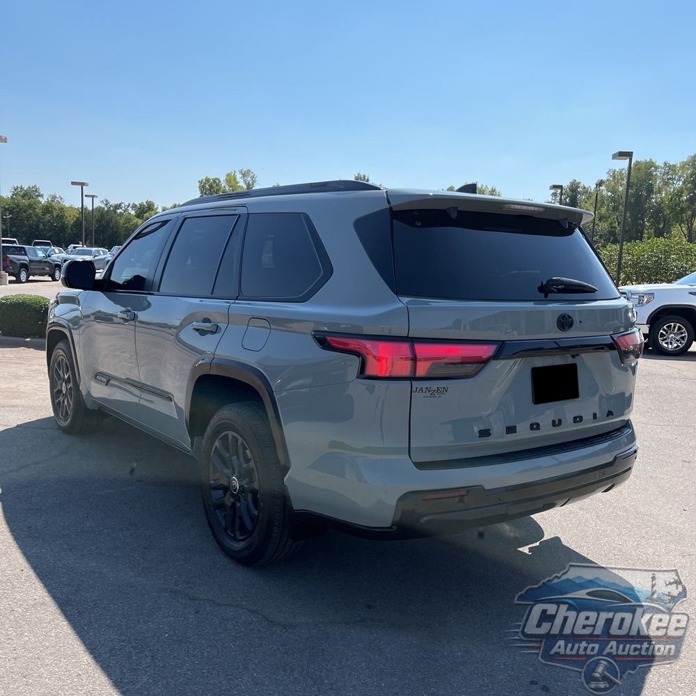 2024 Toyota Sequoia Platinum
