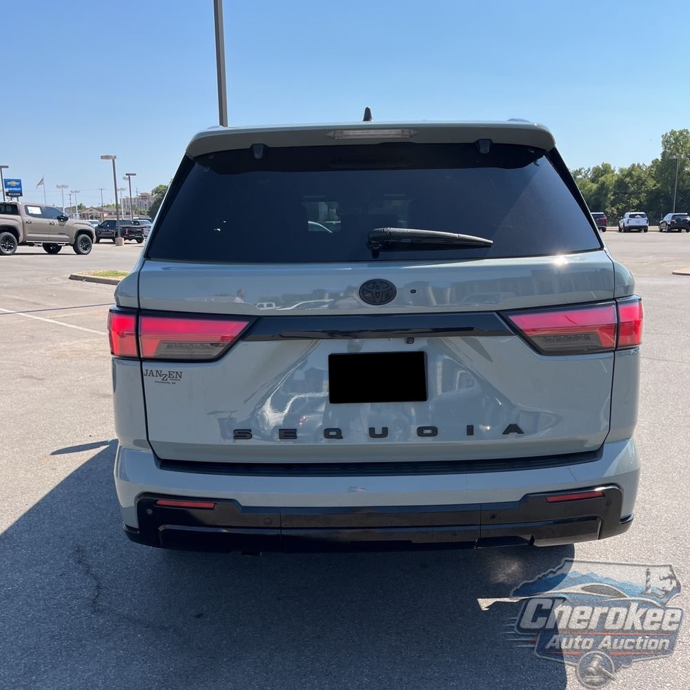 2024 Toyota Sequoia Platinum