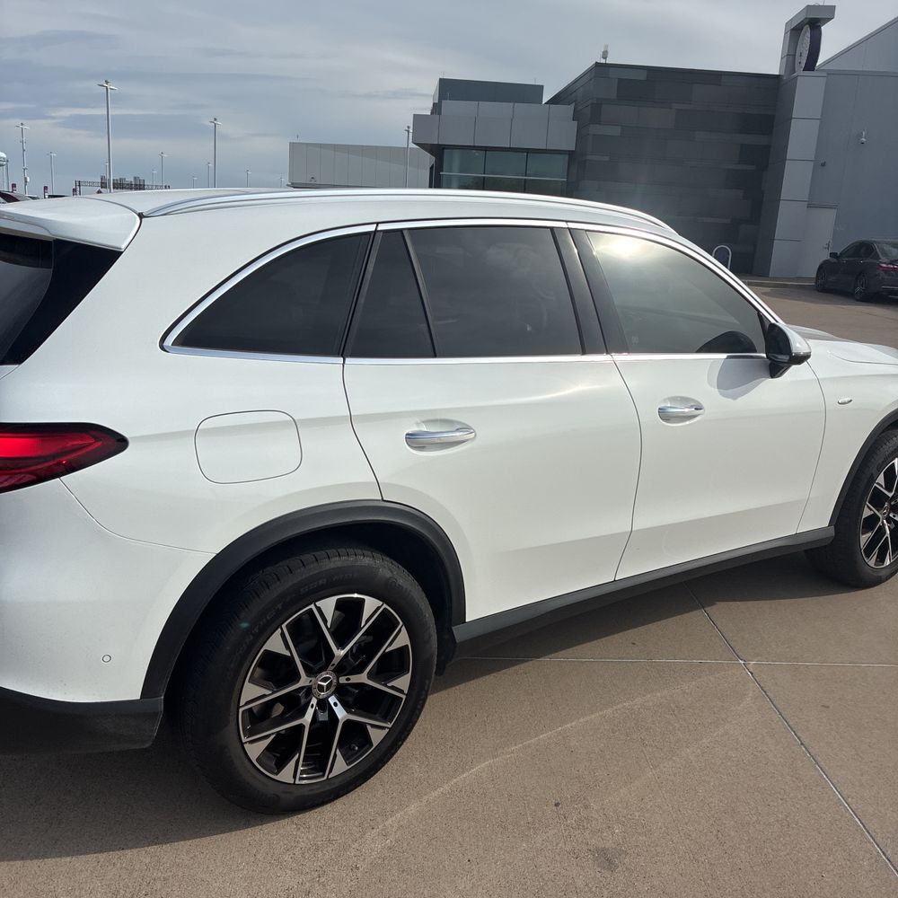 2025 Mercedes-Benz GLC 350e 4MATIC