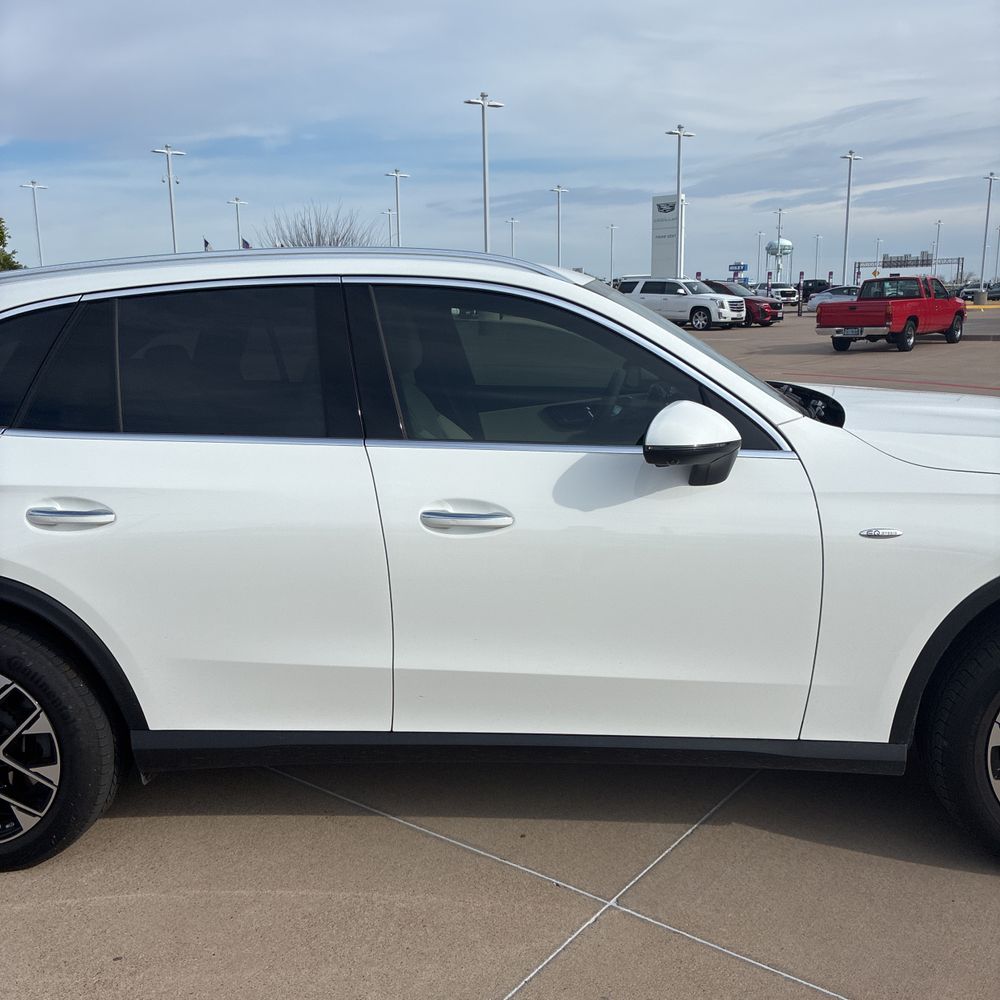 2025 Mercedes-Benz GLC 350e 4MATIC