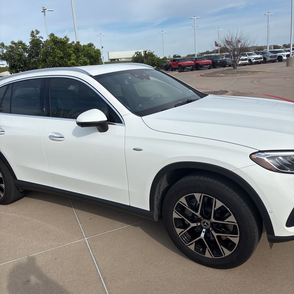 2025 Mercedes-Benz GLC 350e 4MATIC