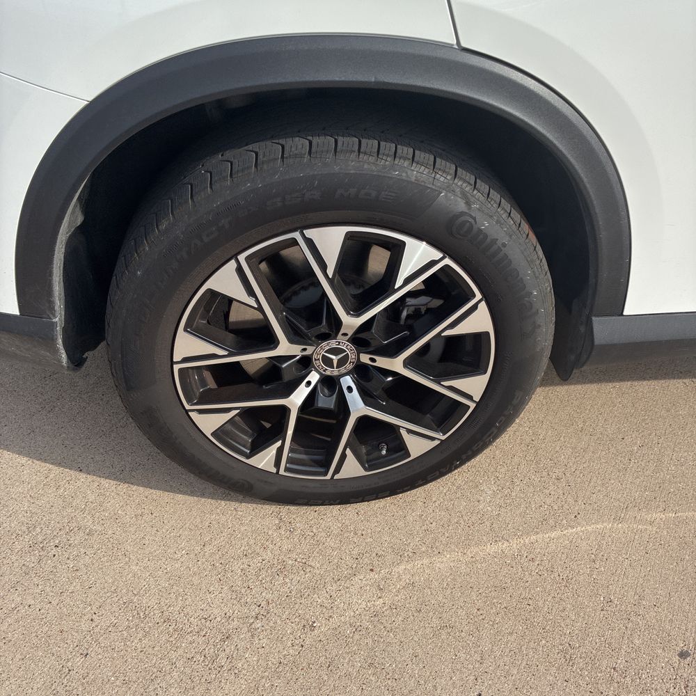 2025 Mercedes-Benz GLC 350e 4MATIC