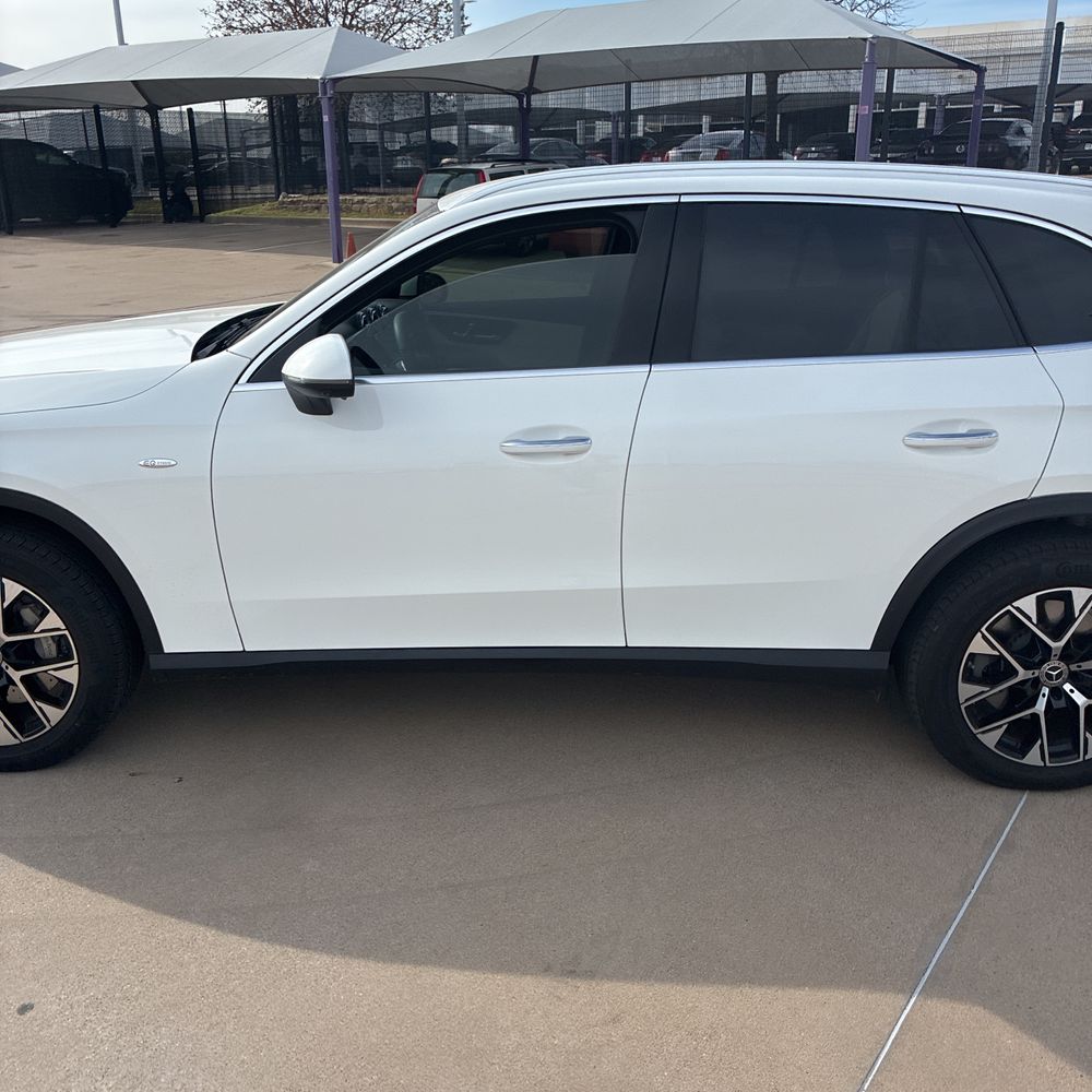 2025 Mercedes-Benz GLC 350e 4MATIC