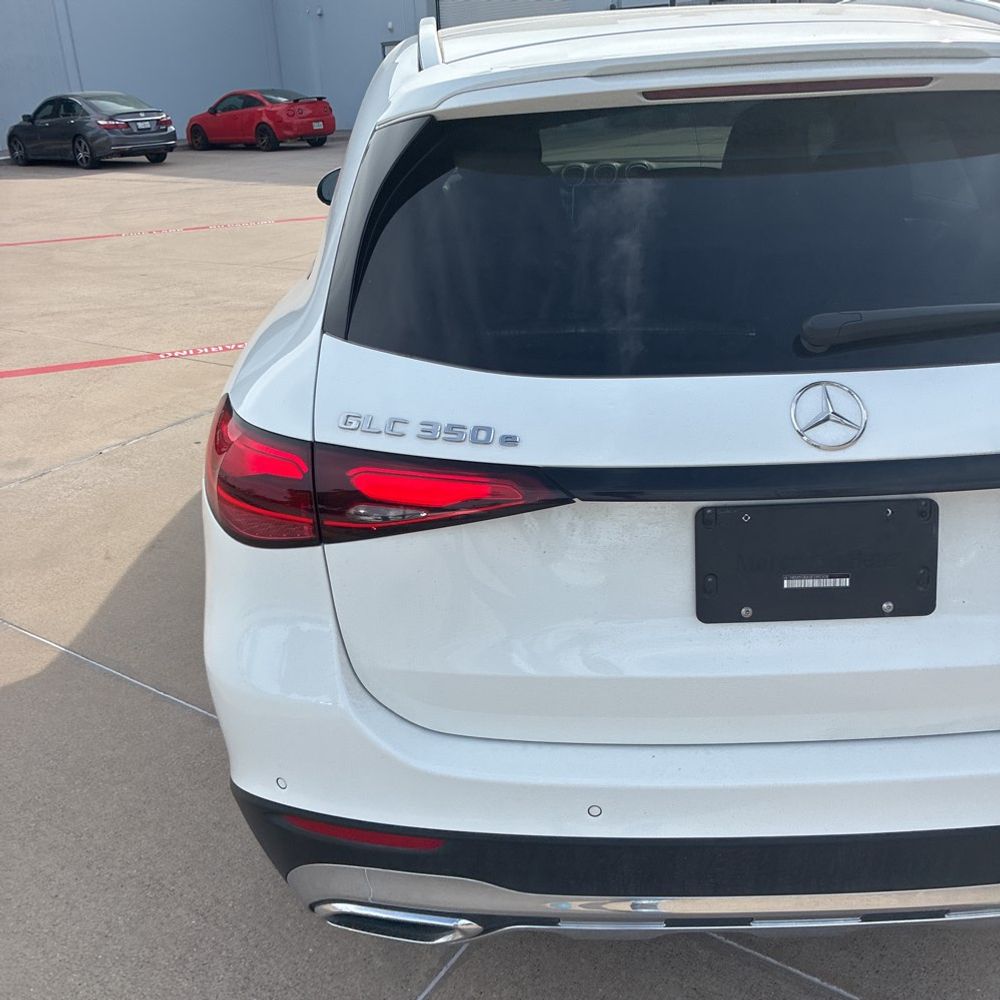 2025 Mercedes-Benz GLC 350e 4MATIC