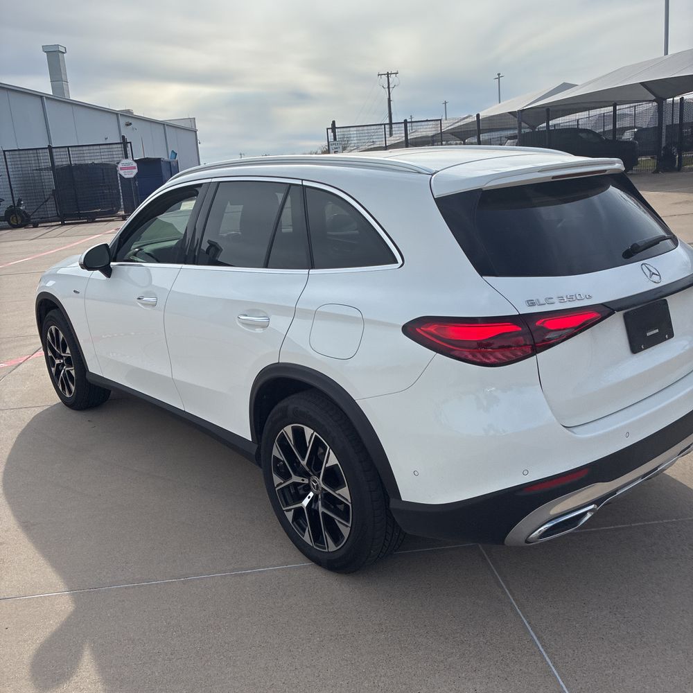 2025 Mercedes-Benz GLC 350e 4MATIC