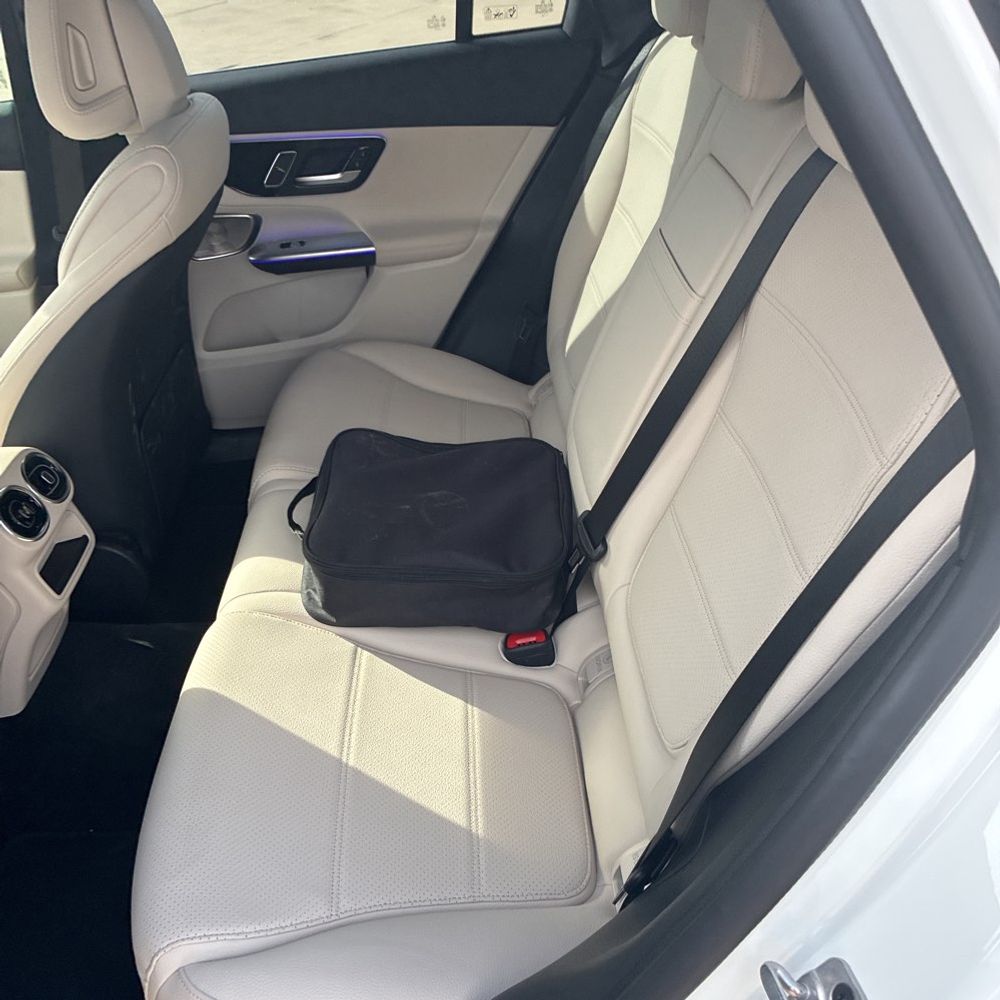 2025 Mercedes-Benz GLC 350e 4MATIC