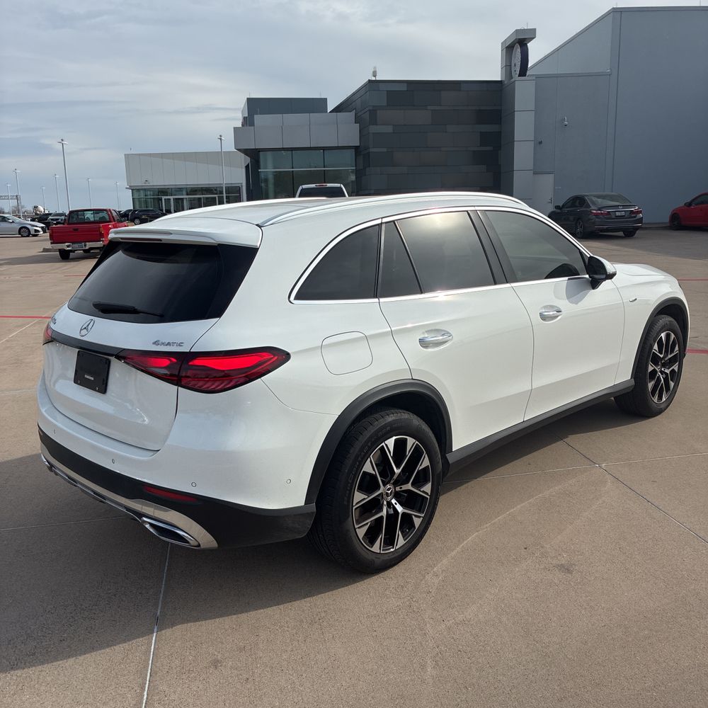 2025 Mercedes-Benz GLC 350e 4MATIC