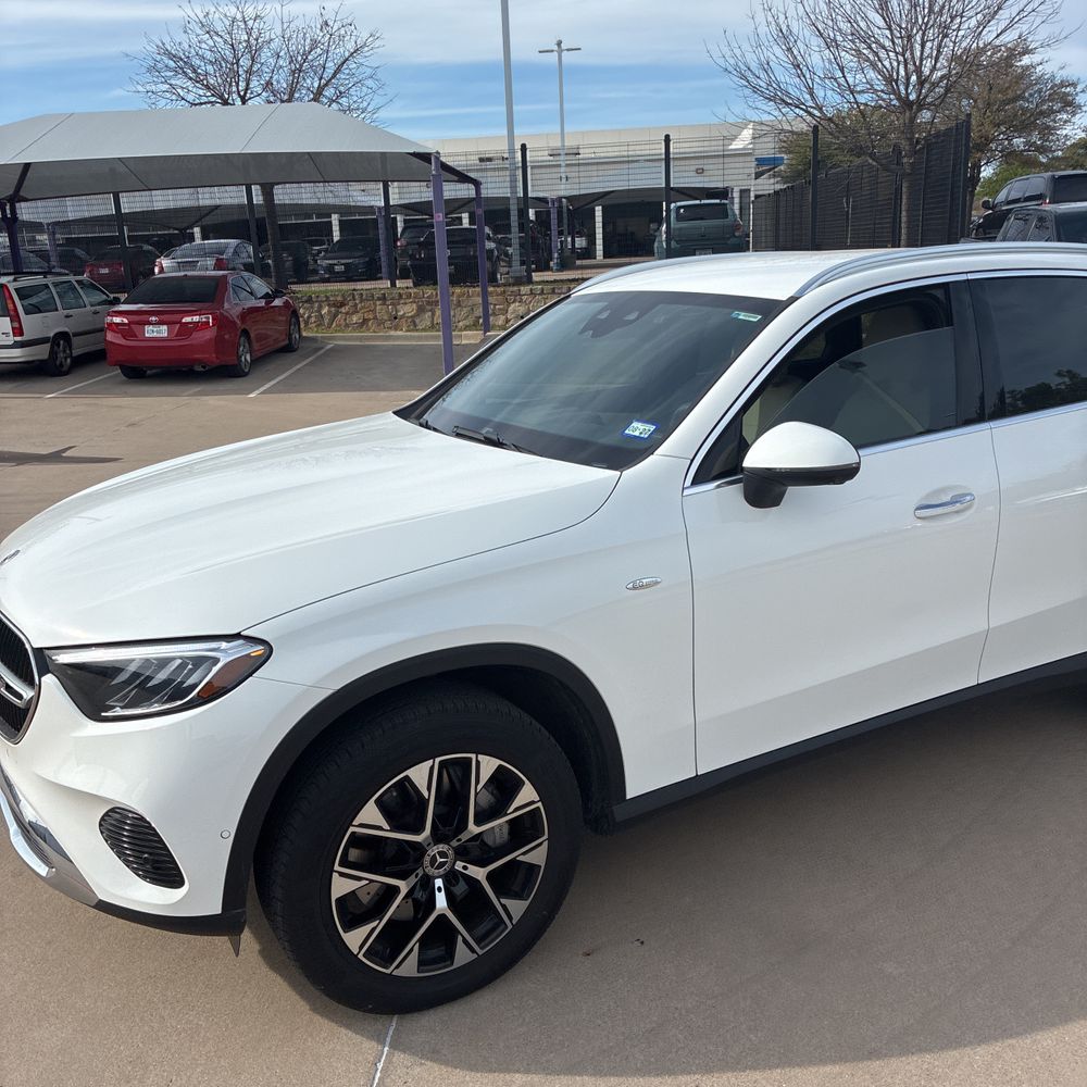 2025 Mercedes-Benz GLC 350e 4MATIC