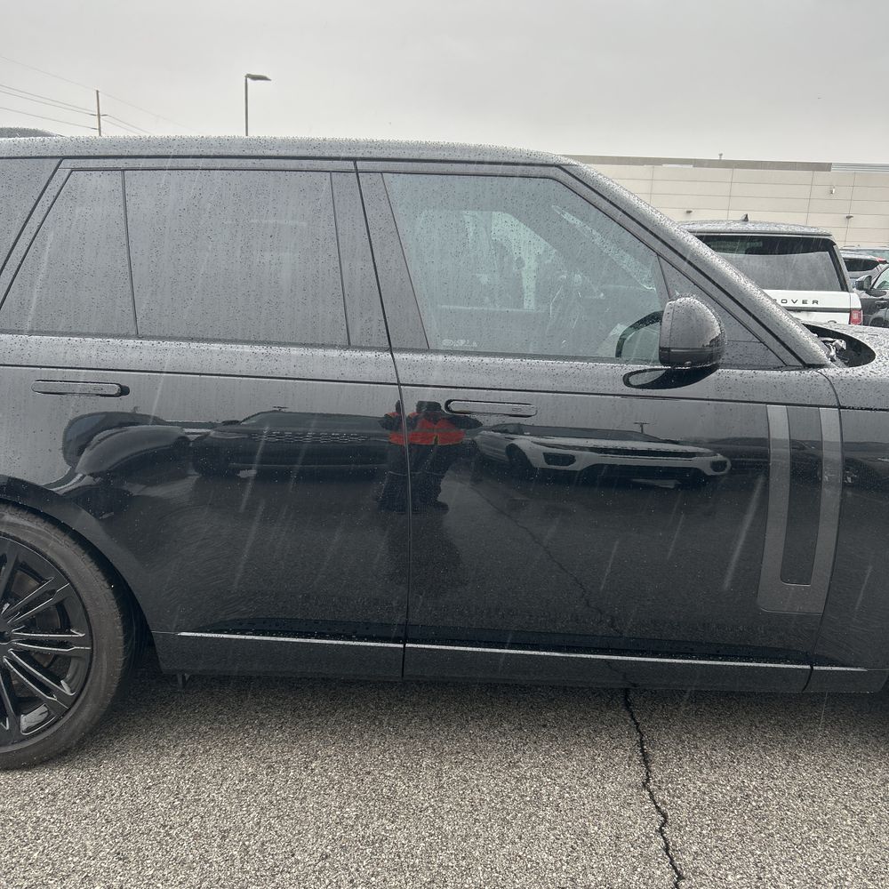 2023 Land Rover Range Rover P530 SE