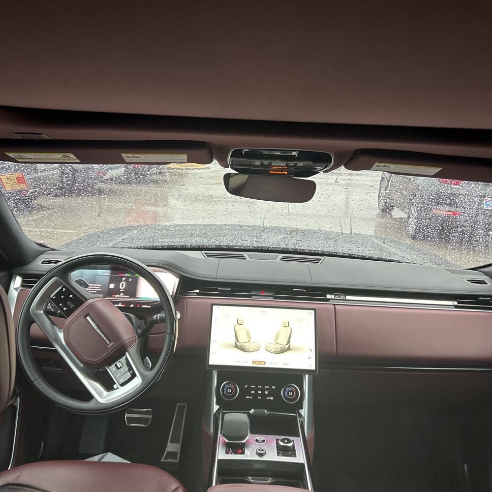 2023 Land Rover Range Rover P530 SE