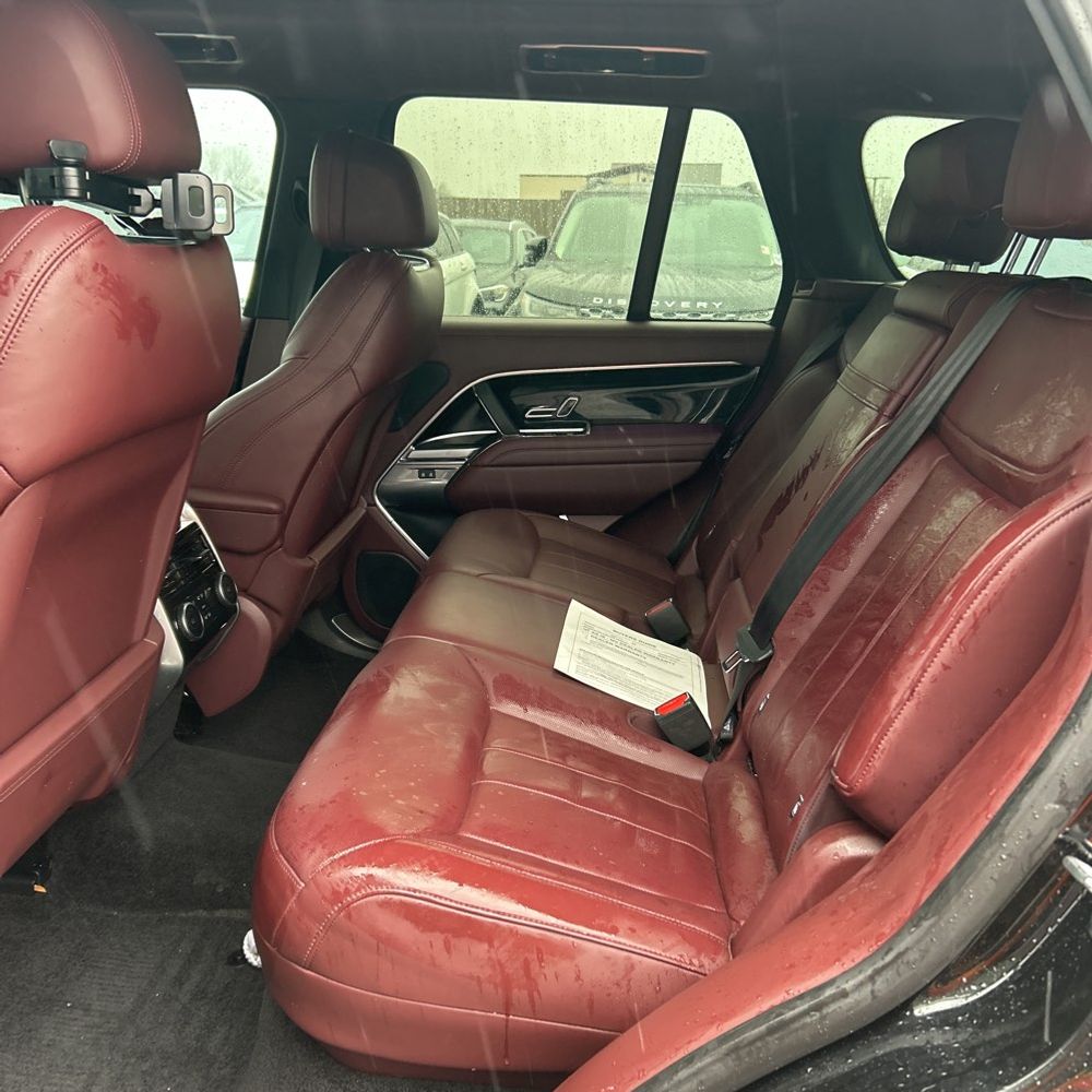 2023 Land Rover Range Rover P530 SE
