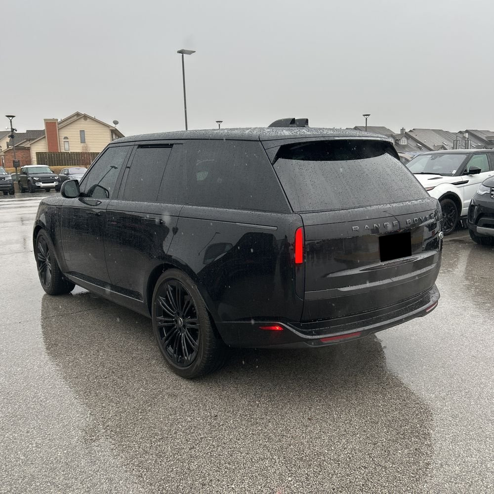 2023 Land Rover Range Rover P530 SE
