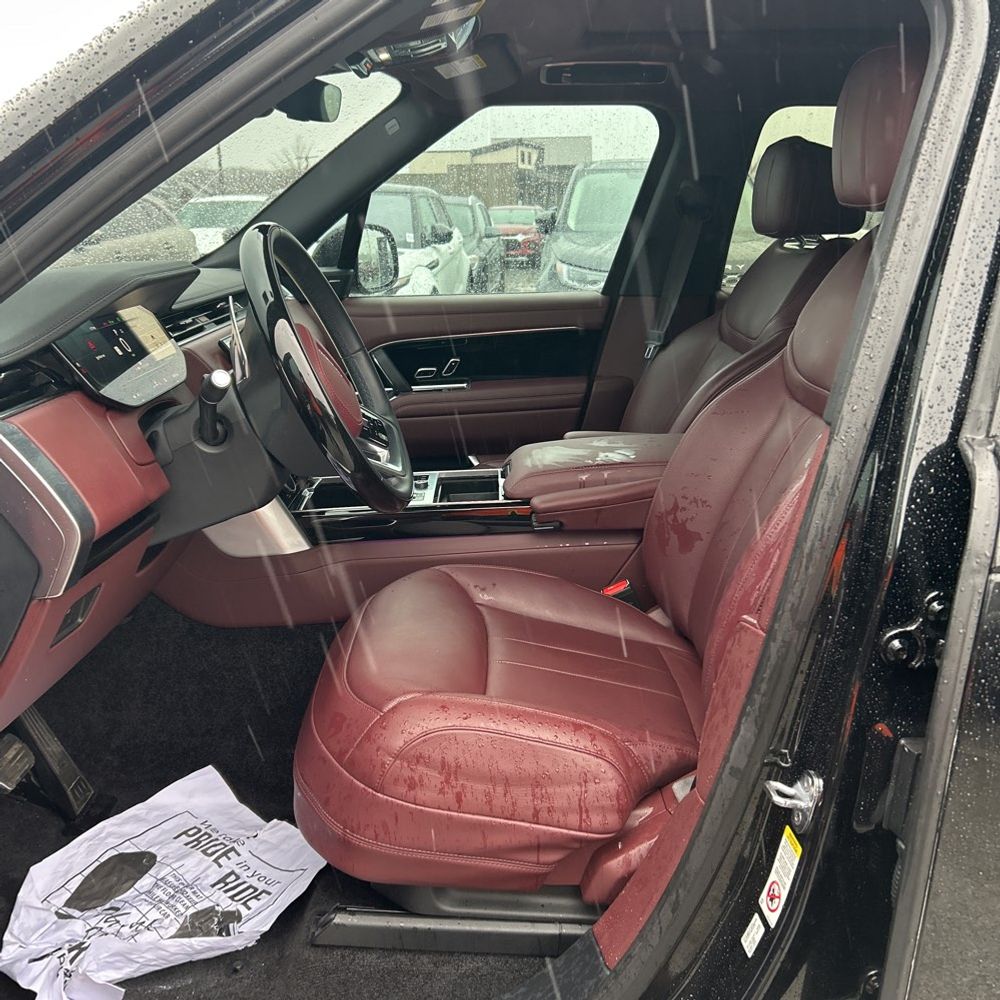 2023 Land Rover Range Rover P530 SE