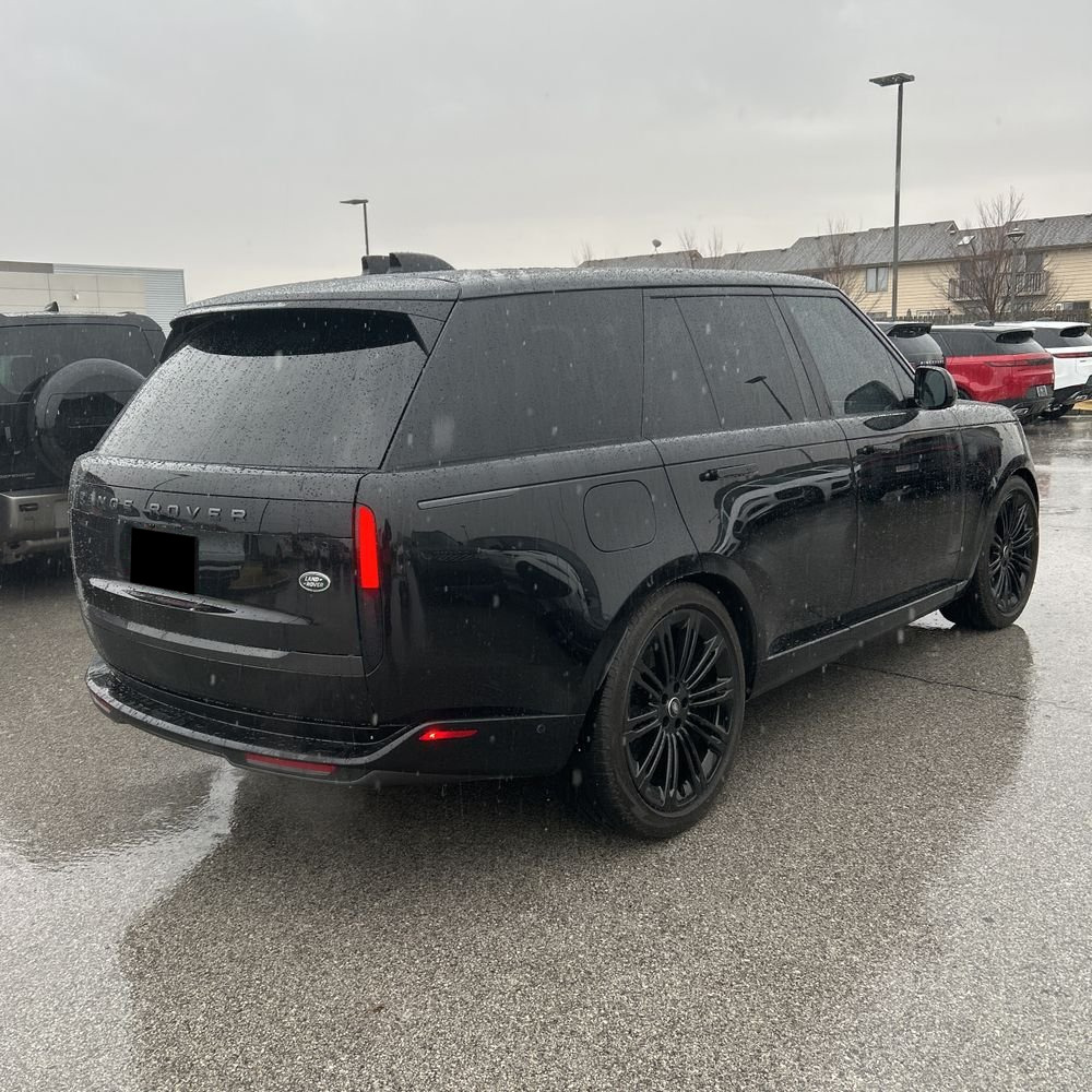 2023 Land Rover Range Rover P530 SE
