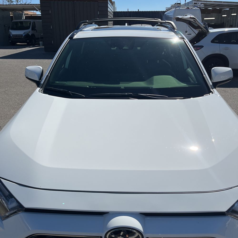 2025 Toyota RAV4 Plug-in Hybrid SE