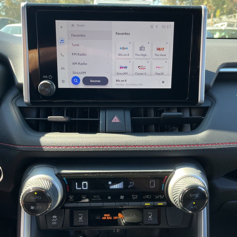 2025 Toyota RAV4 Plug-in Hybrid SE