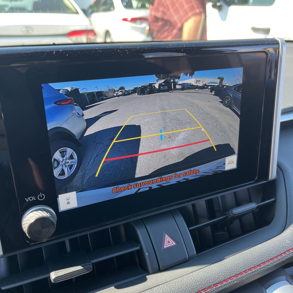 2025 Toyota RAV4 Plug-in Hybrid SE