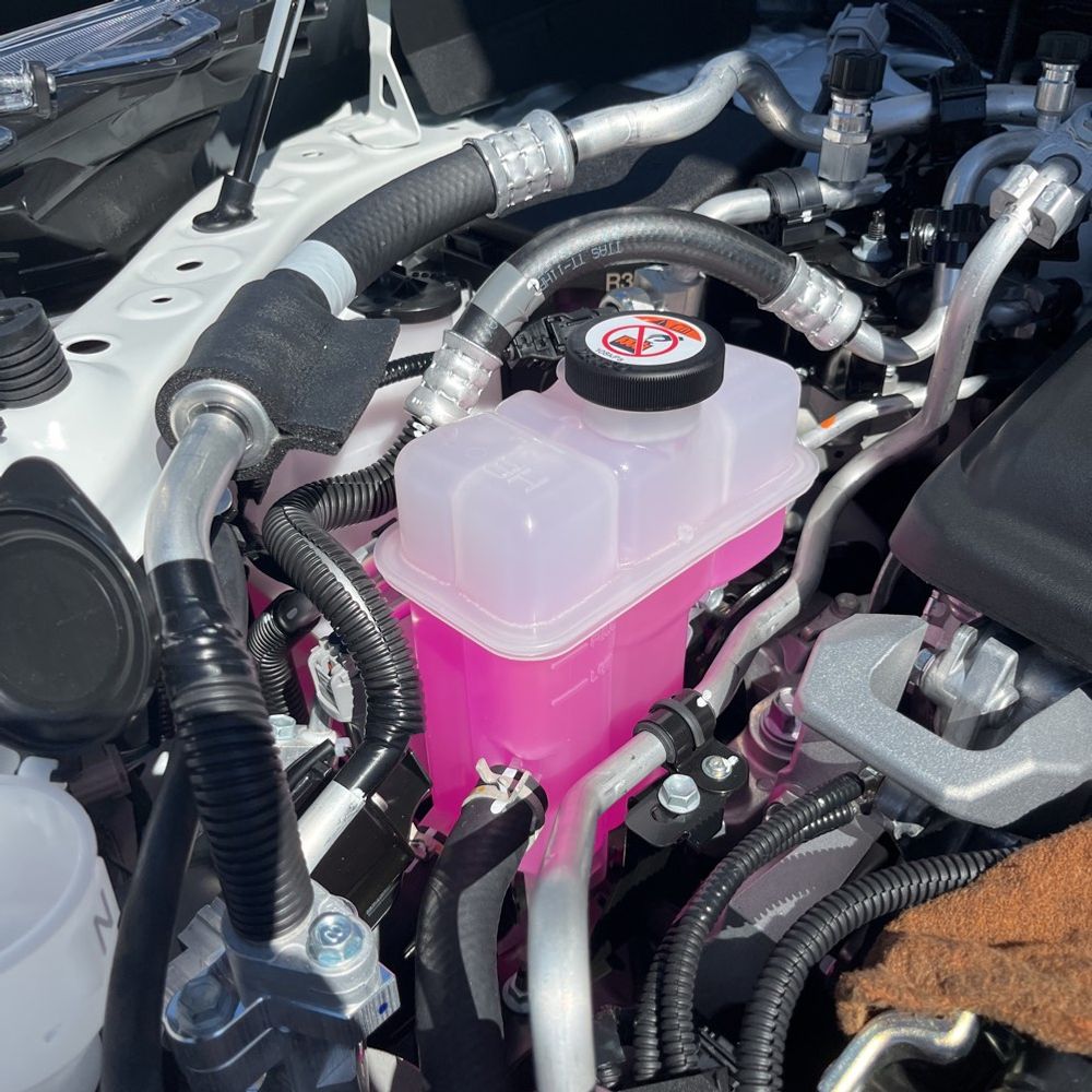 2025 Toyota RAV4 Plug-in Hybrid SE