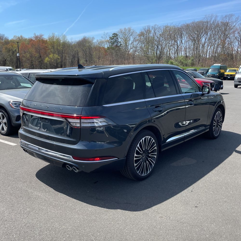 2023 Lincoln Aviator Black Label