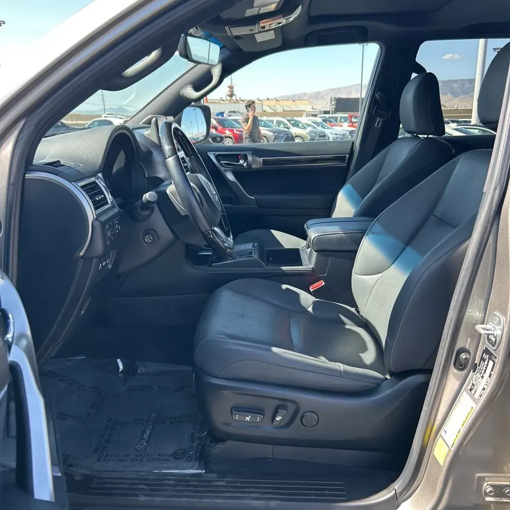 2023 Lexus GX 460 Base