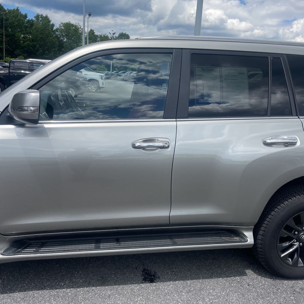 2023 Lexus GX 460 Base