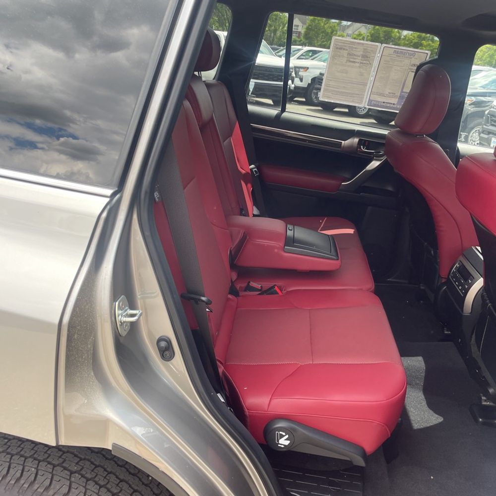 2023 Lexus GX 460 Base