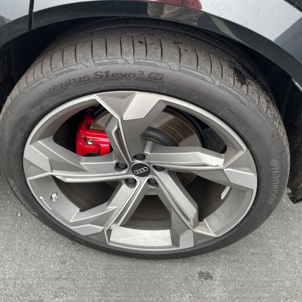 2024 Audi SQ8 e-tron Prestige