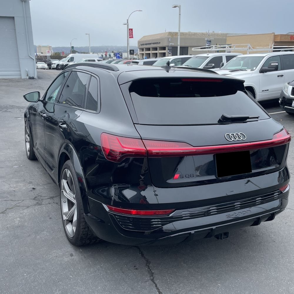 2024 Audi SQ8 e-tron Prestige