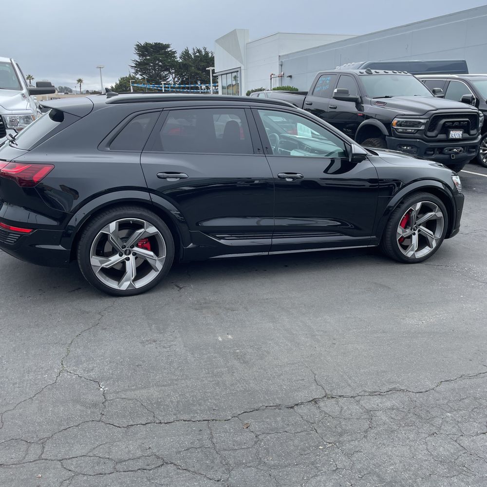 2024 Audi SQ8 e-tron Prestige