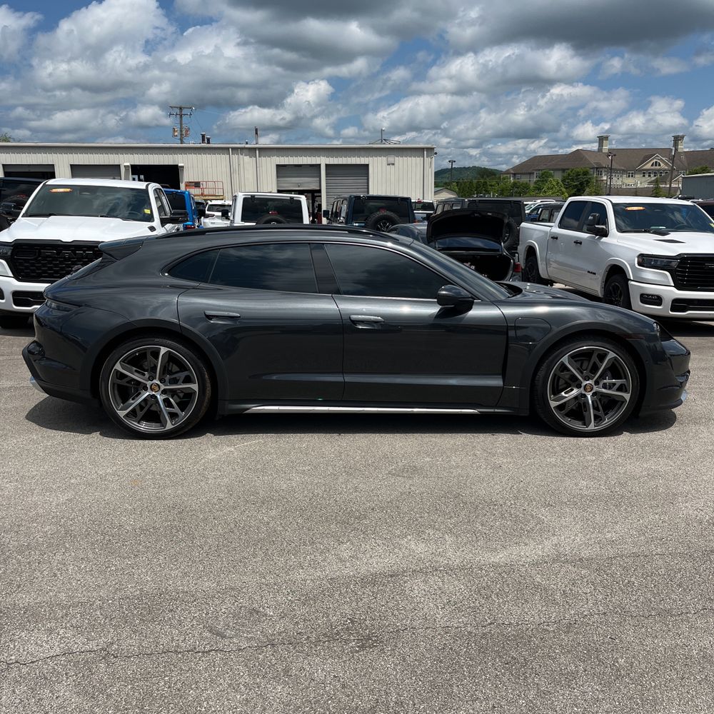 2022 Porsche Taycan 4 Cross Turismo