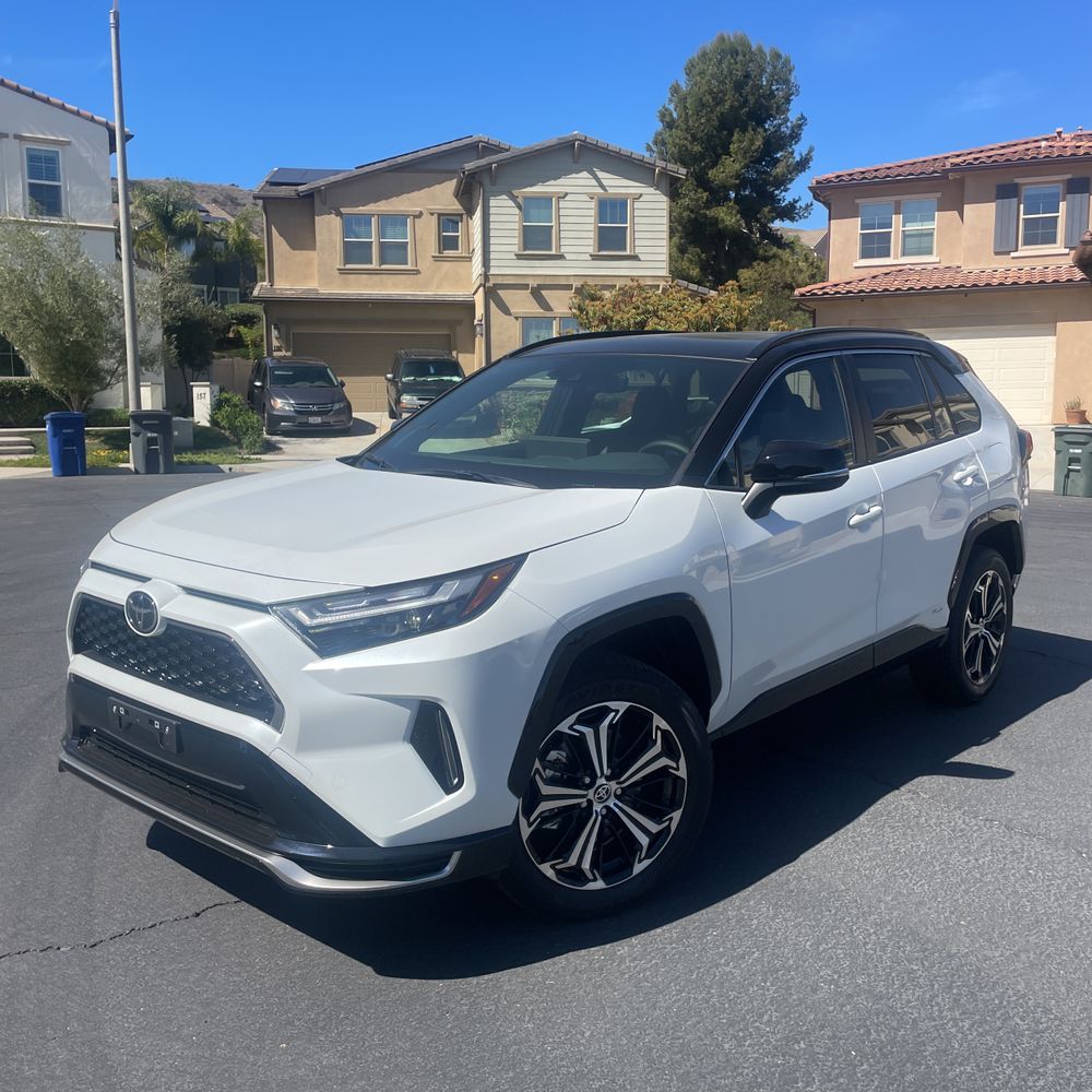 2025 Toyota RAV4 Plug-in Hybrid